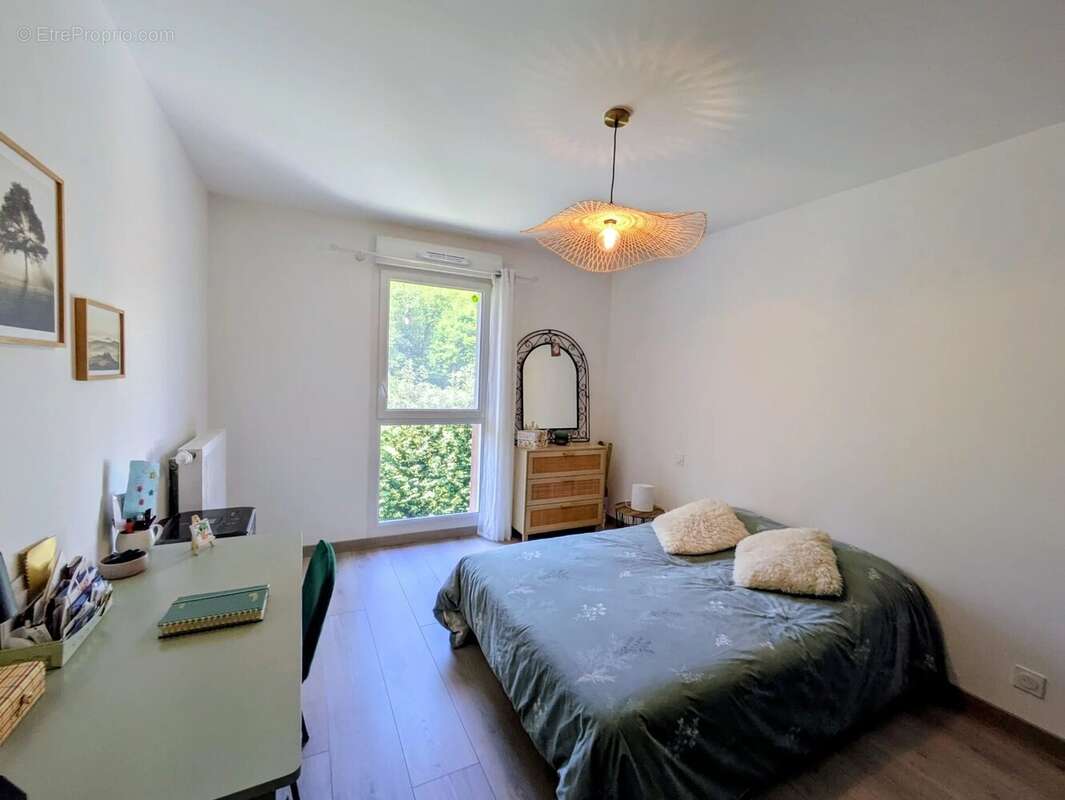 Appartement à GILLY-SUR-ISERE