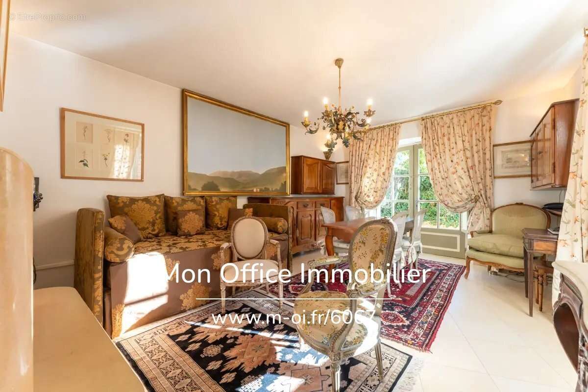 Maison à BONNIEUX