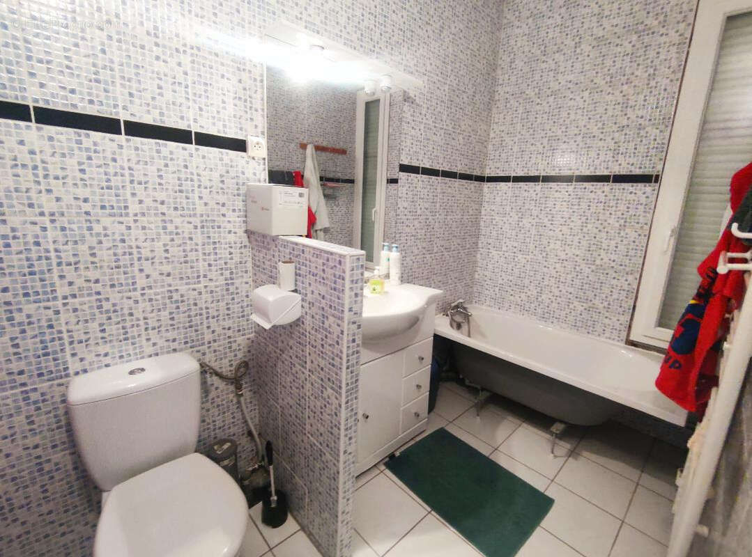 Maison à SARTROUVILLE