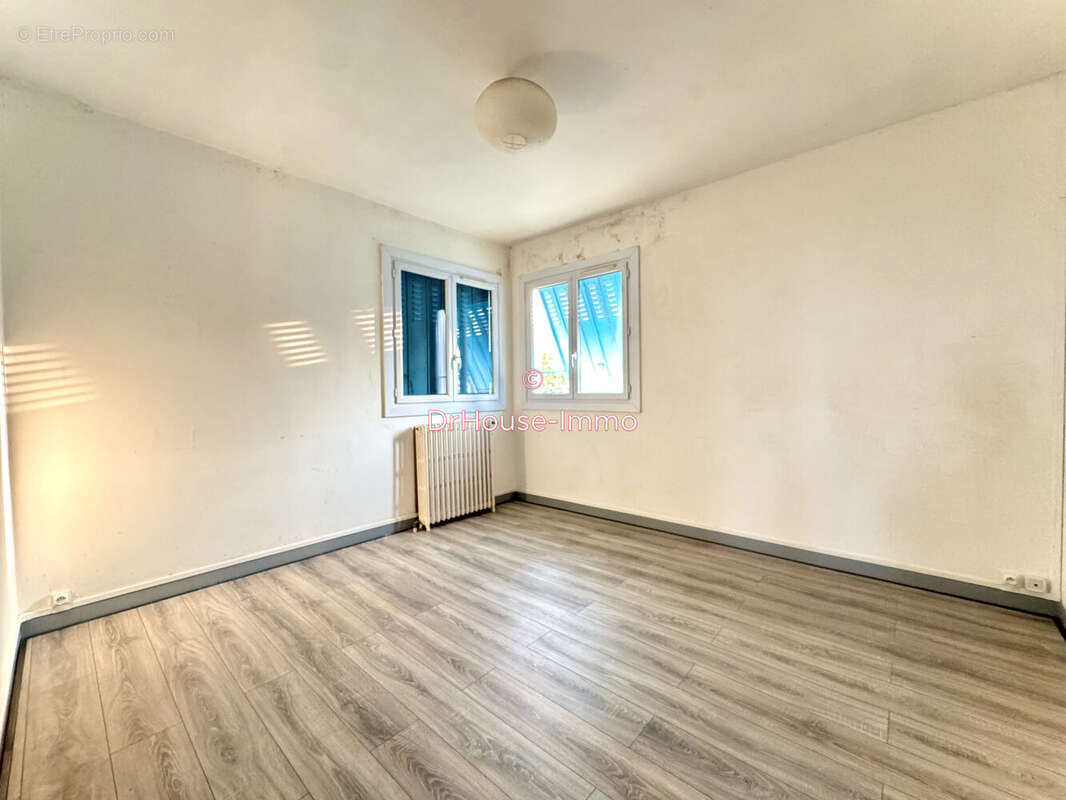 Maison 105 m² à Migne-Auxances  - photo 5