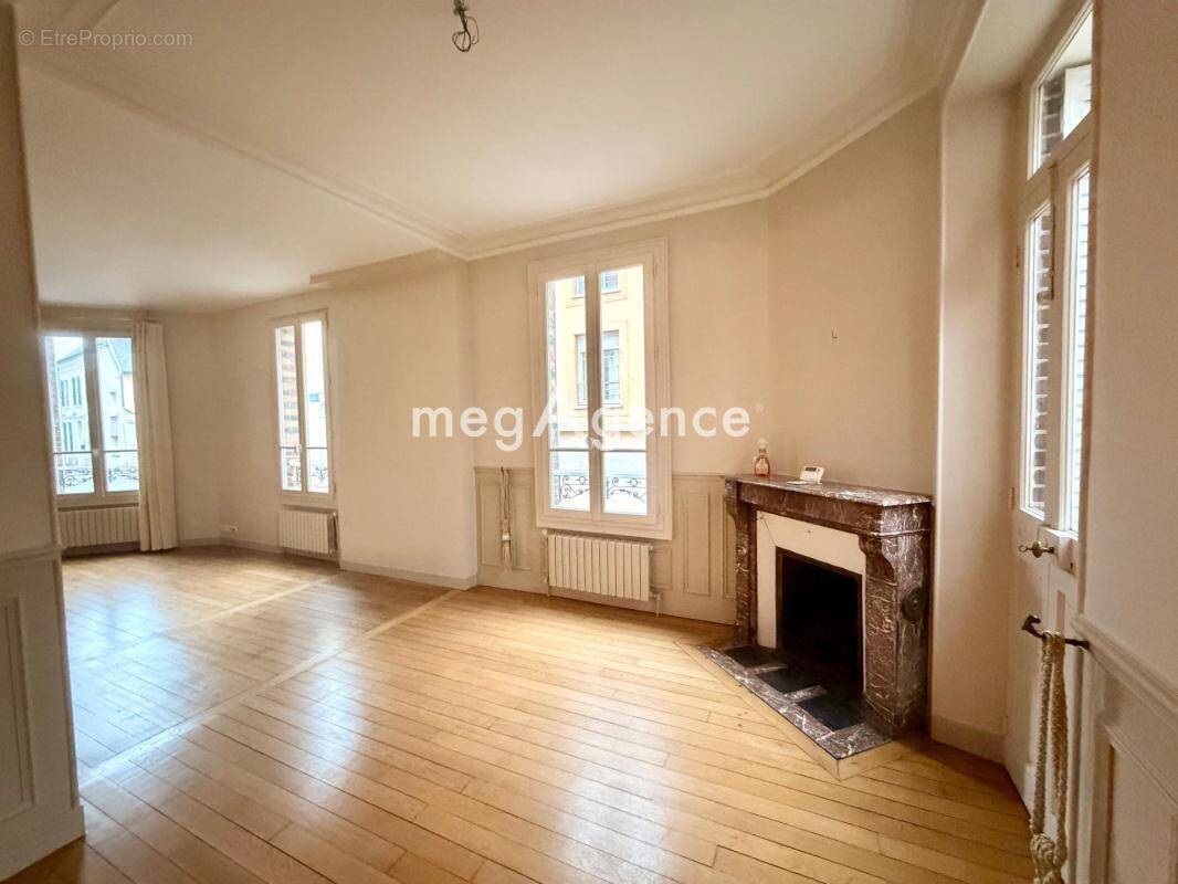 Maison à SENS