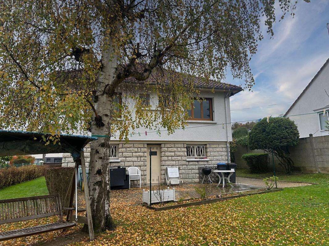 Maison à NANTEUIL-LES-MEAUX