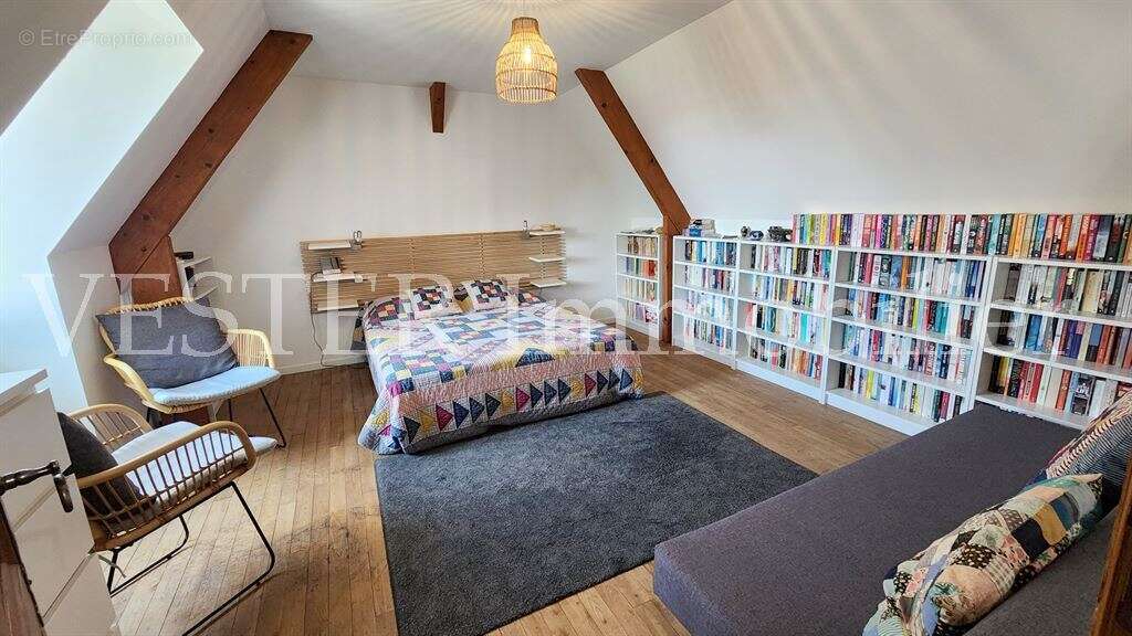 Maison à SAINT-LAURENT-DES-HOMMES