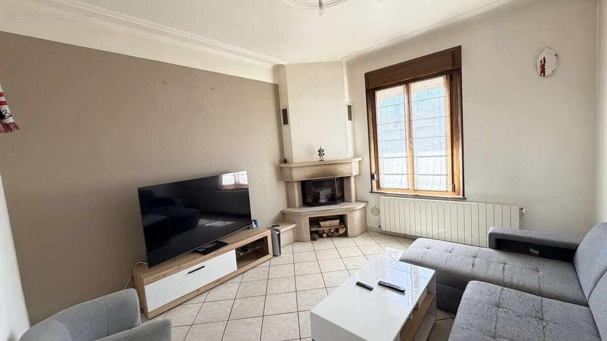 Maison 100 m² à Thiaucourt-Regnieville  - photo 3