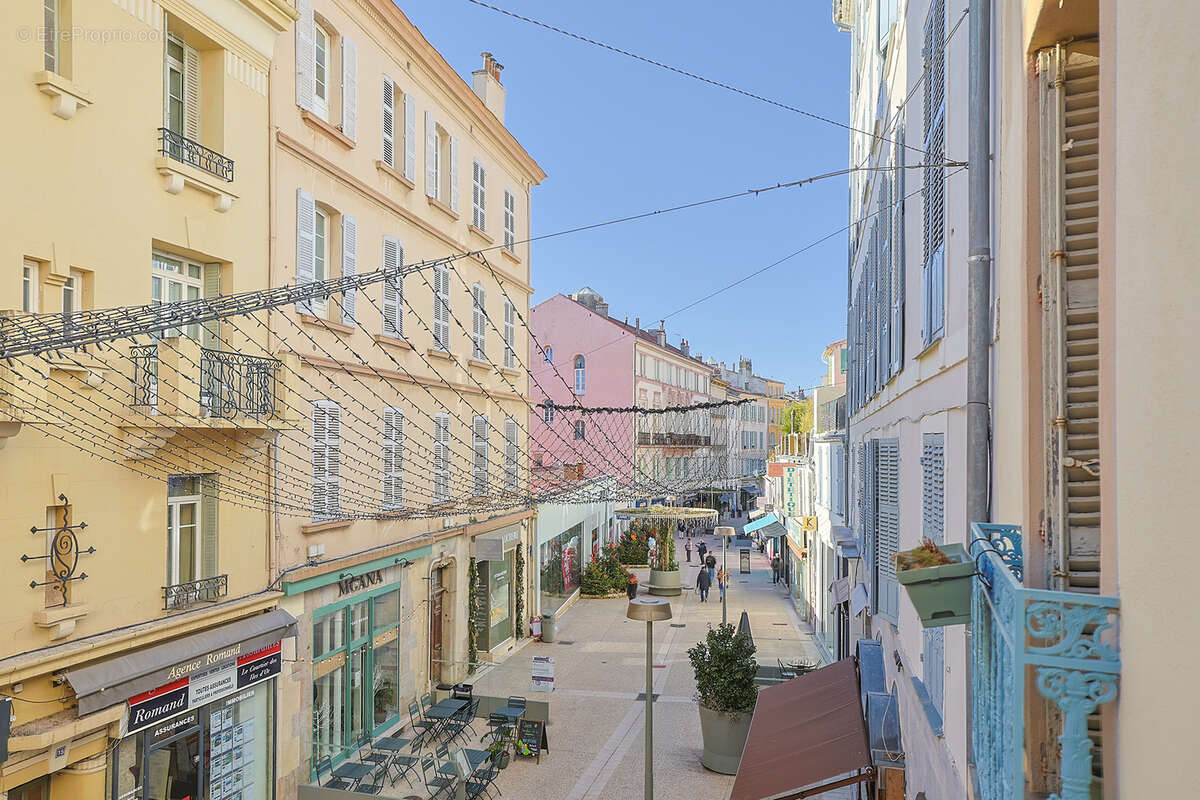 Appartement à HYERES