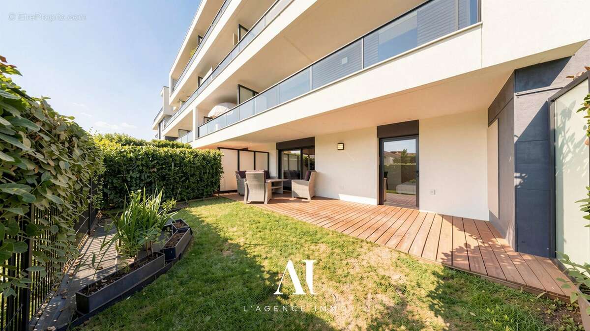 Appartement à THOIRY