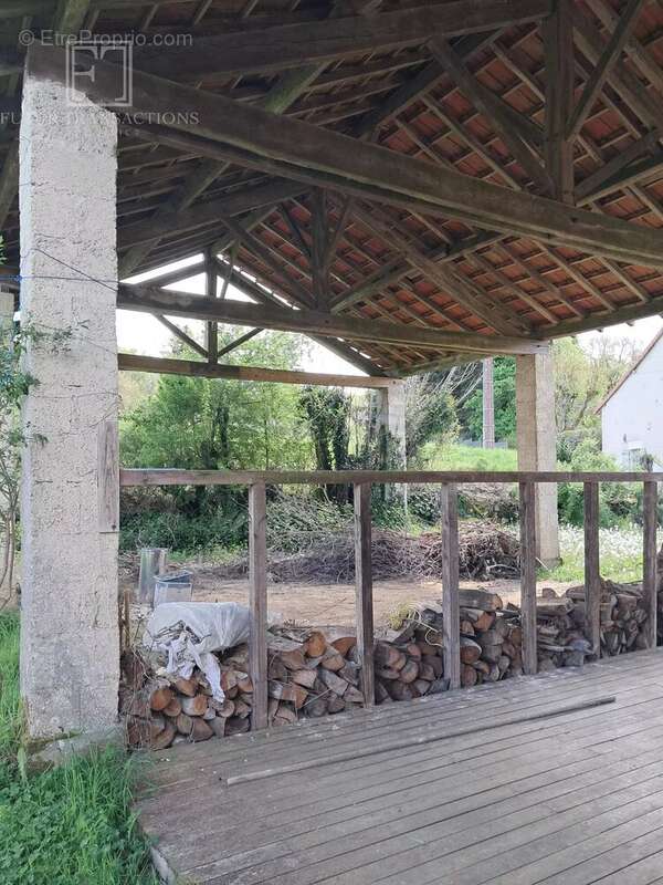Maison à SAINT-FRONT-LA-RIVIERE