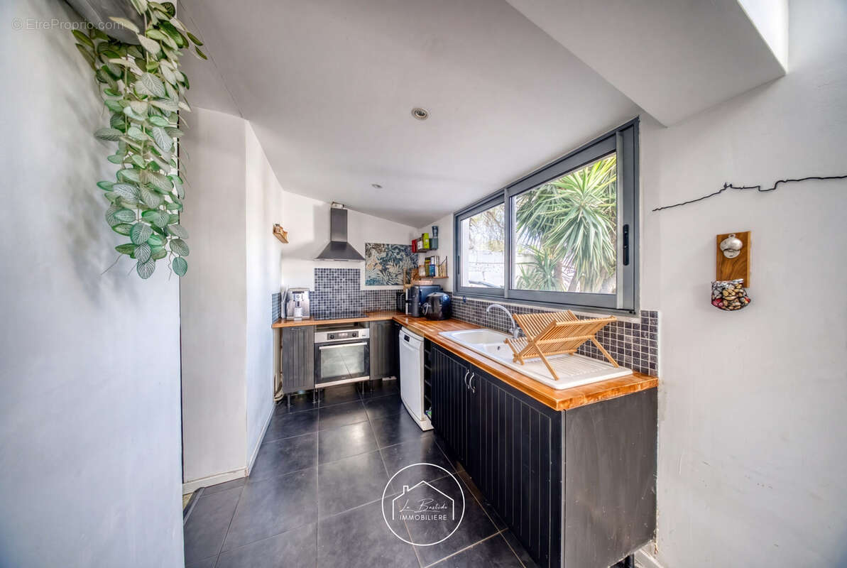 Appartement à MARSEILLE-14E