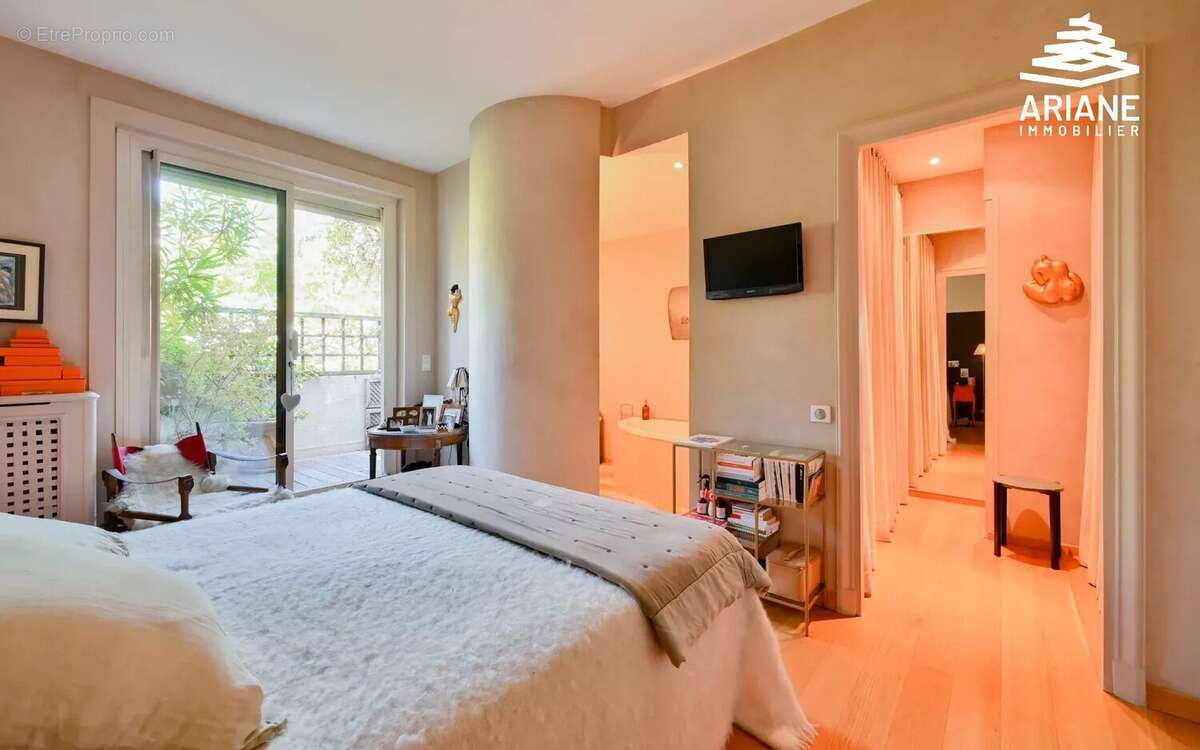 Appartement à LYON-6E