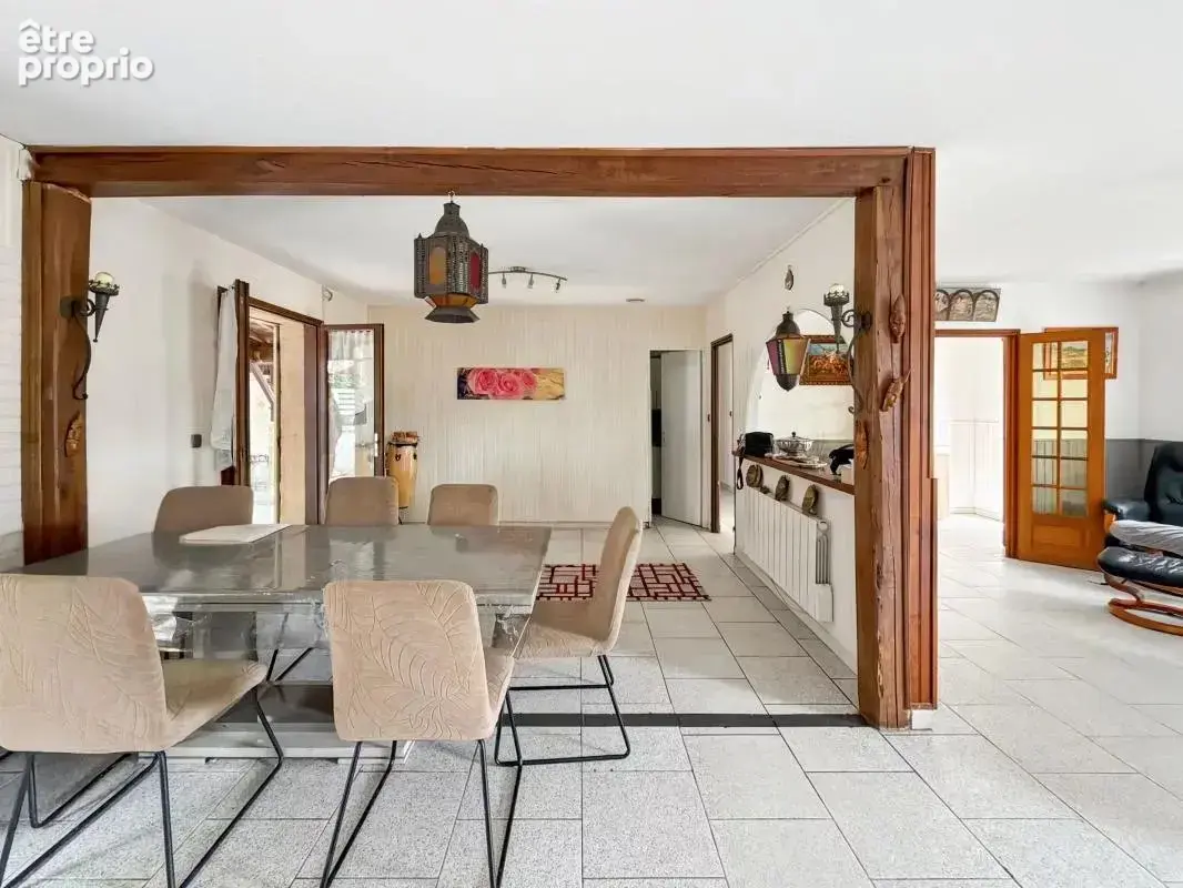  Maison familiale de plain-pied avec vue dominante – Un cadre de vie privilégié à La Chapelle-Gonaguet - photo 4