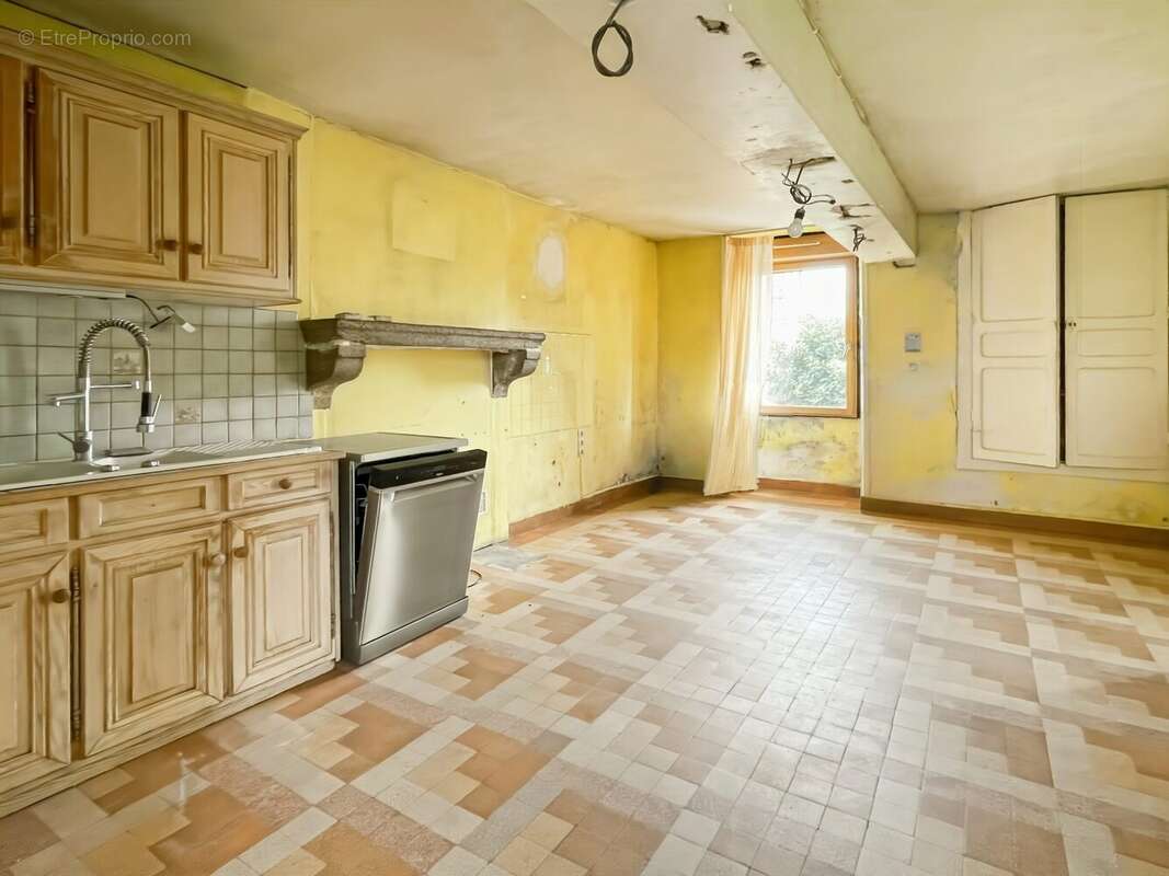 Maison à CUGAND
