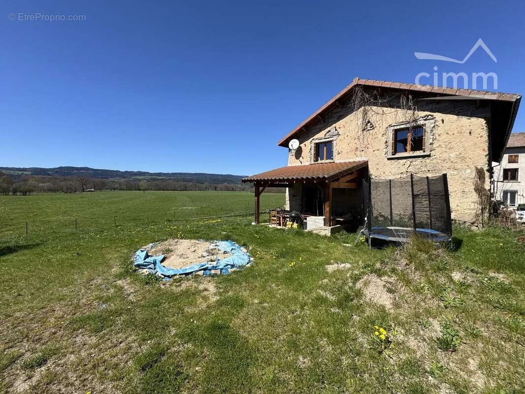 Appartement à MARSAC-EN-LIVRADOIS