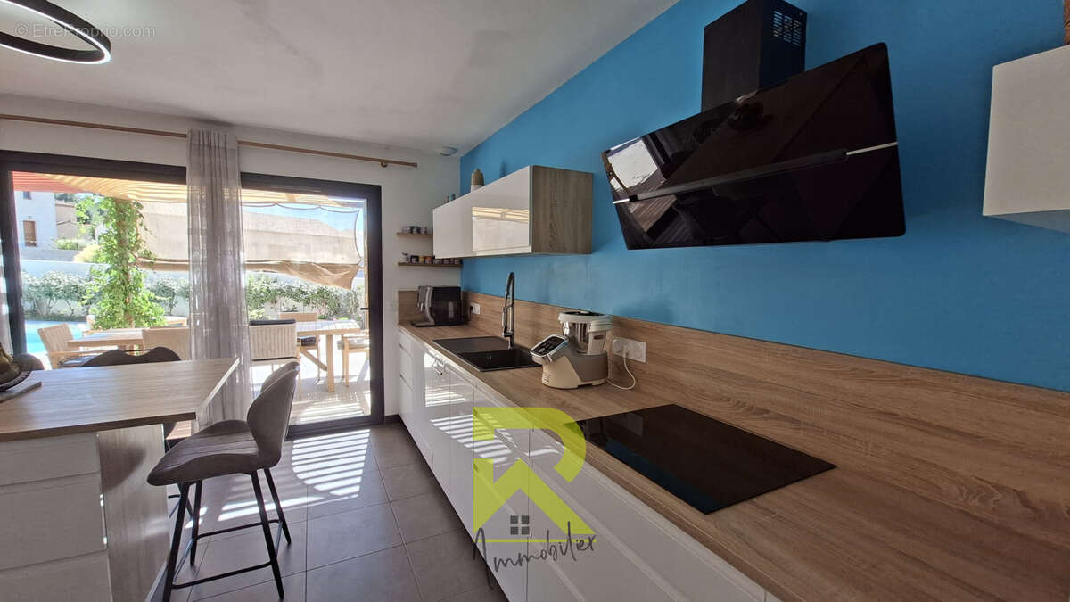 Villa contemporaine déc 2021 137m2 · Piscine · Pool house 40m2 · Suite parentale 4 chambres - parking 5 places - photo 8