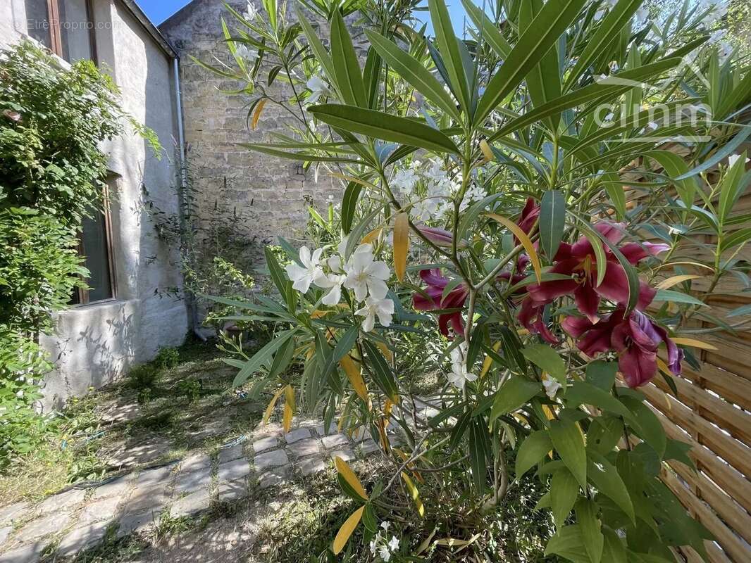 Calme, lumière et beaux volumes pour cette maison esprit loft - photo 23