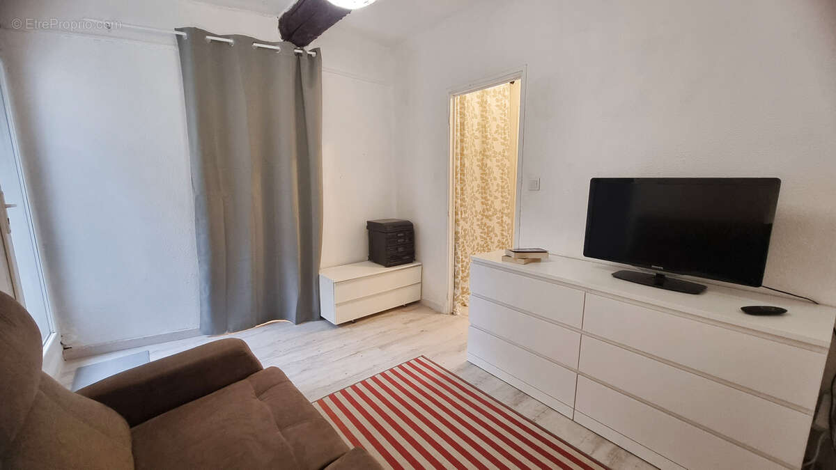 Appartement à LA CRAU