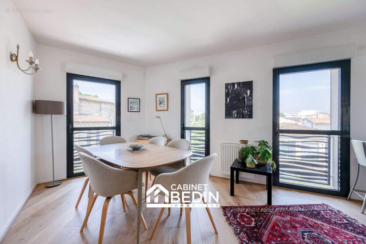 Appartement à LE BOUSCAT