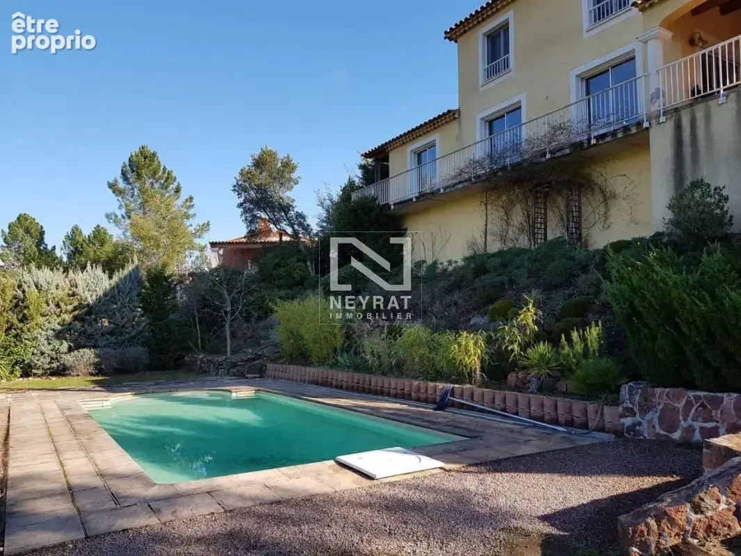 Les Esterets Montauroux Belle villa individuelle de  4 chambres  avec piscine - photo 2
