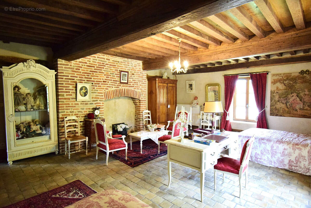 Maison à SAINT-MARTIN-EN-BRESSE