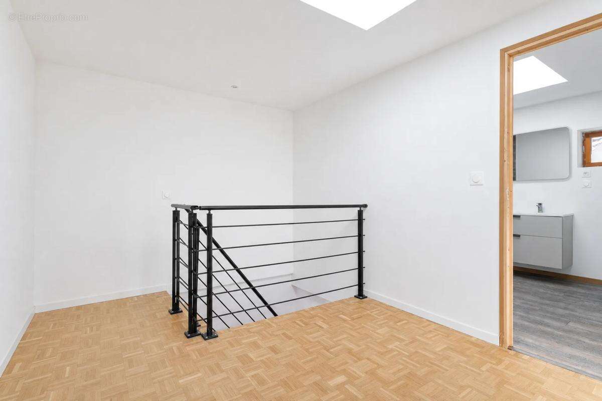 Maison de 4 pièces de 101 m² à Bauvin - photo 9