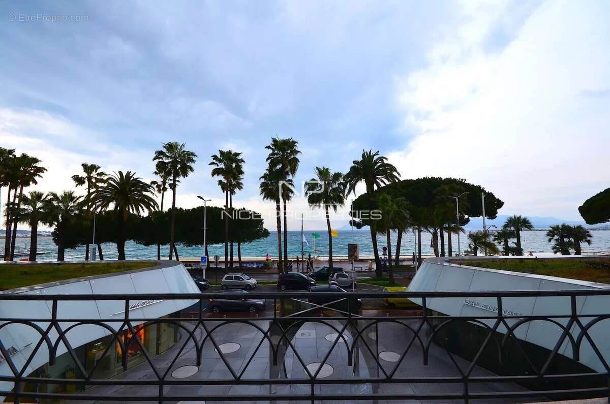 Appartement à CANNES