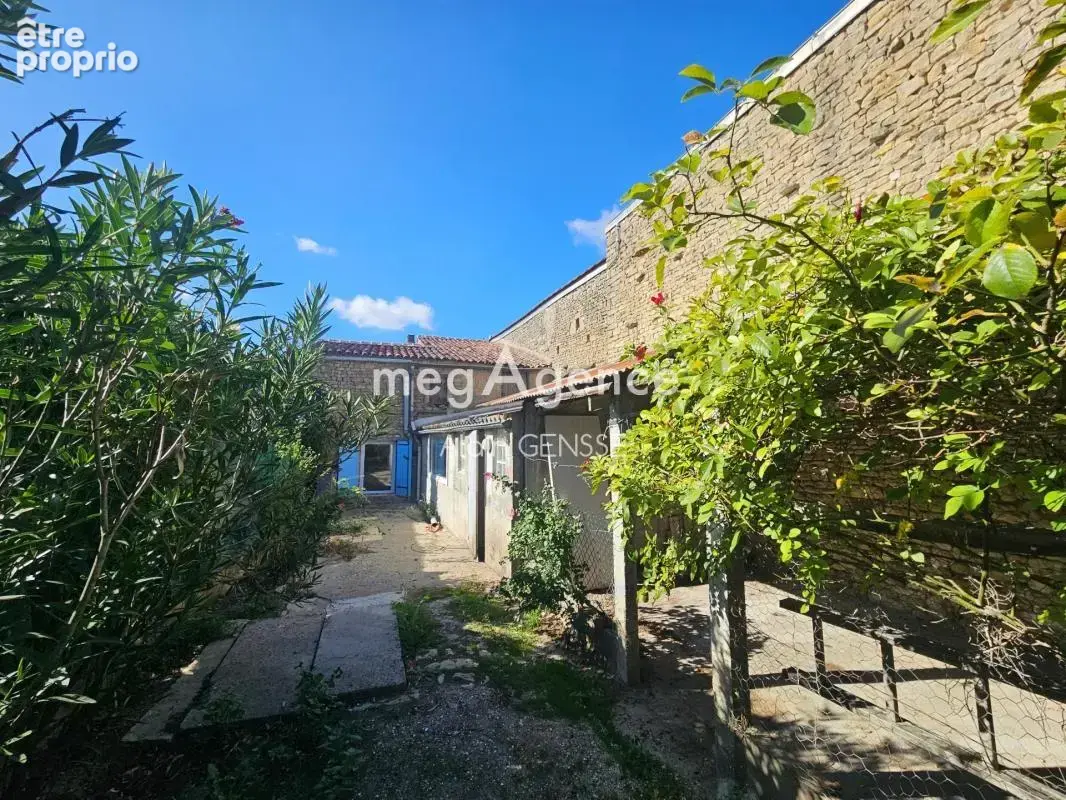 Maison 4 pièces 96 m² à vendre à Surgeres (17700) - photo 10