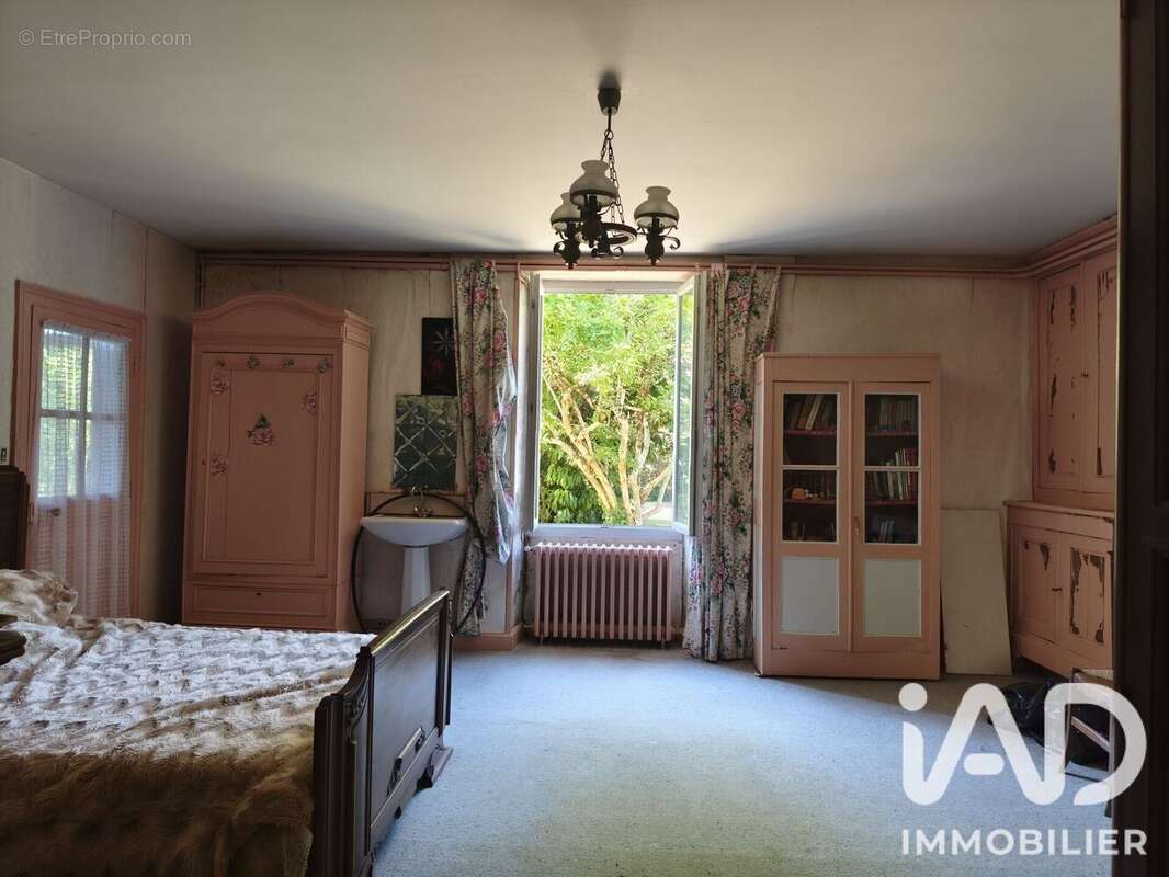 Photo 6 - Maison à BUSSIERE-POITEVINE