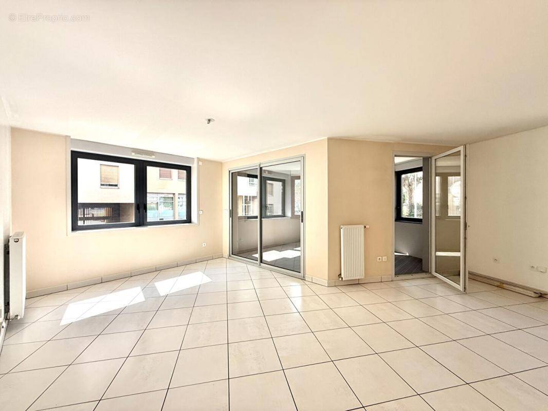 Appartement à LYON-7E