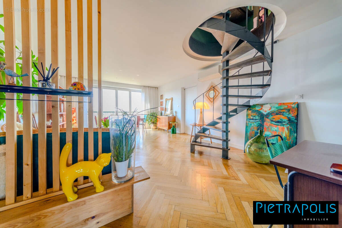 Appartement à LYON-5E