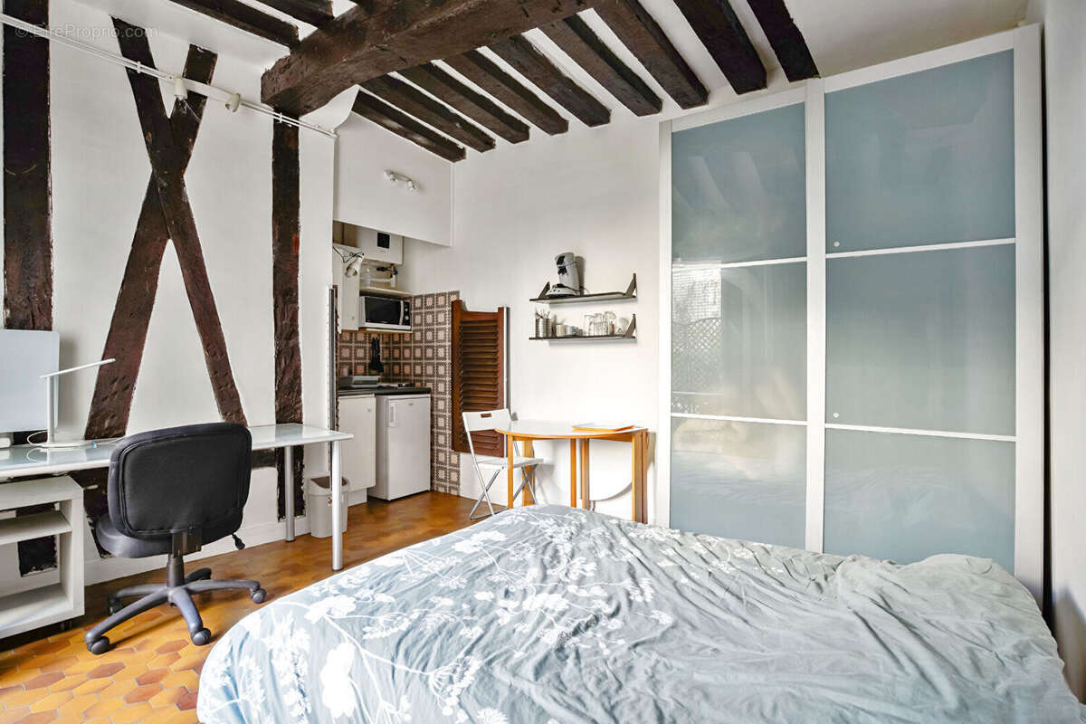 Appartement à PARIS-5E