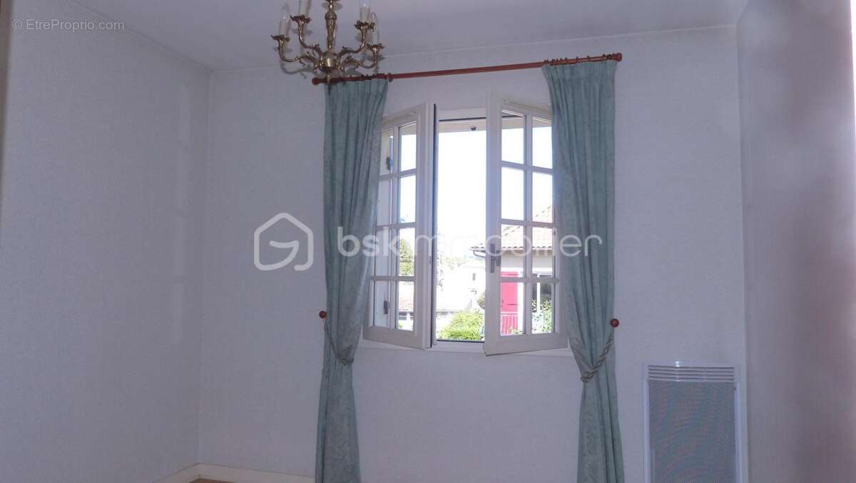 Maison à RIBERAC