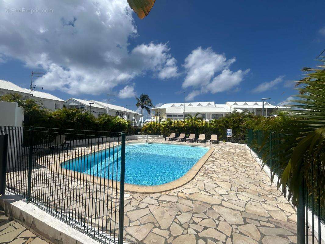 Appartement en duplex vue sur le golf, à rénover - photo 6