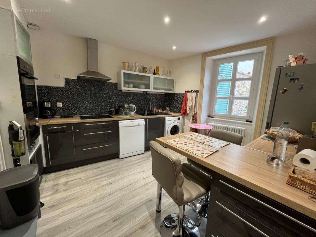 Maison à NOIRETABLE