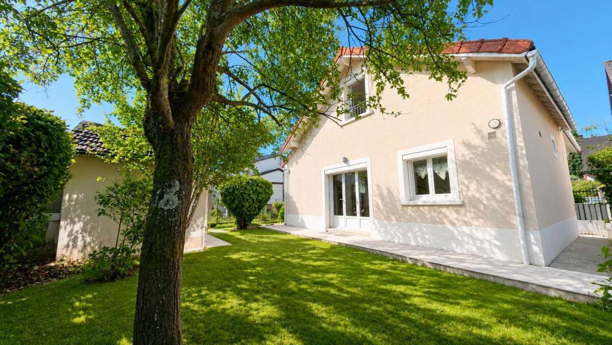 Maison 130 m² à Ormesson-Sur-Marne  - photo 21