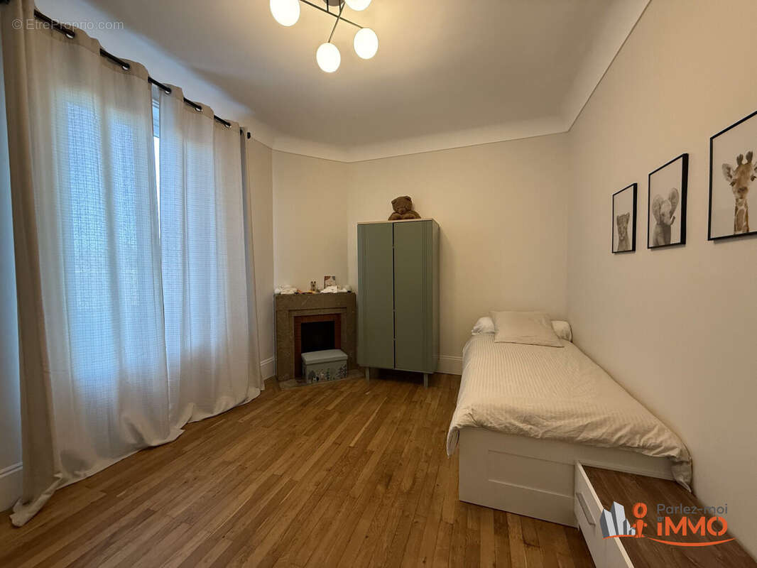 Appartement à SAINT-ETIENNE