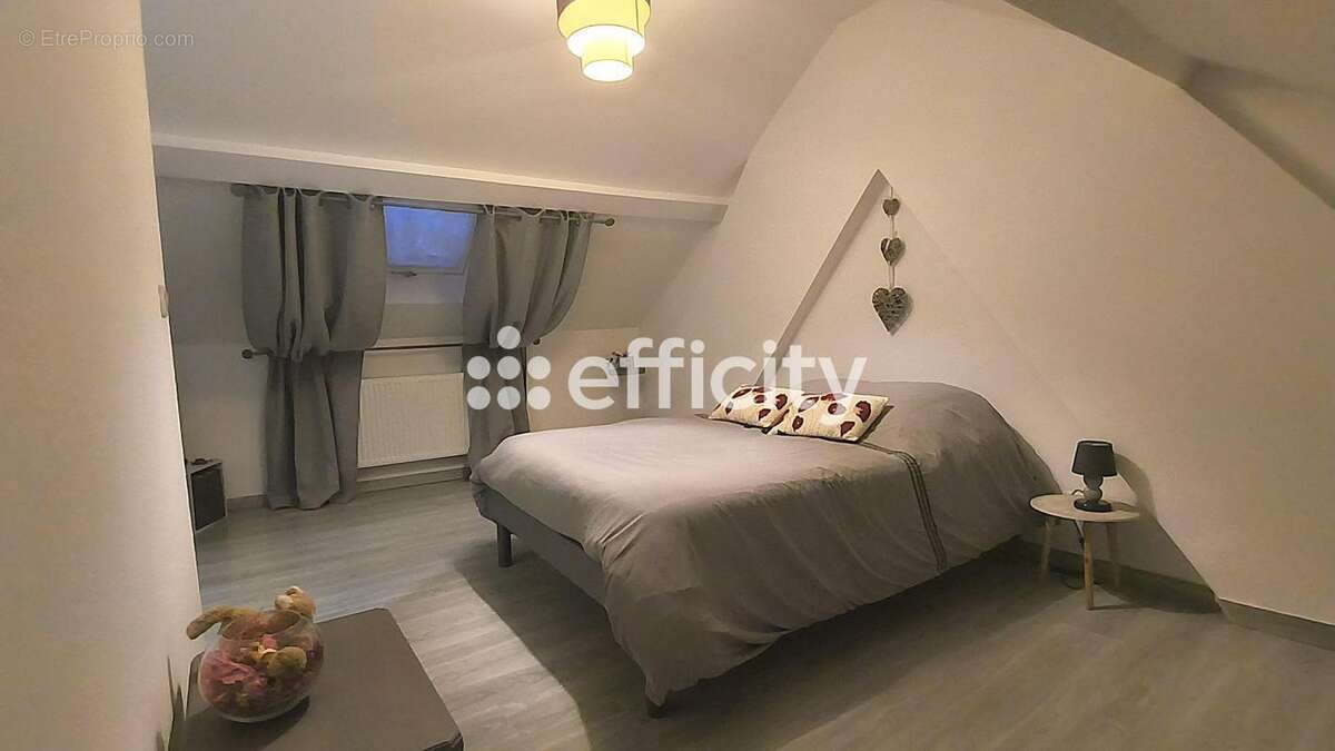 Maison à RAISMES
