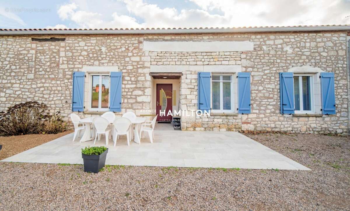 Maison à SAINTE-CROIX