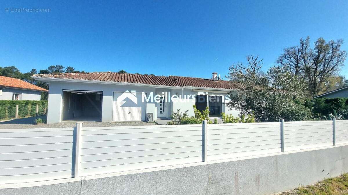 Maison à LEVIGNACQ