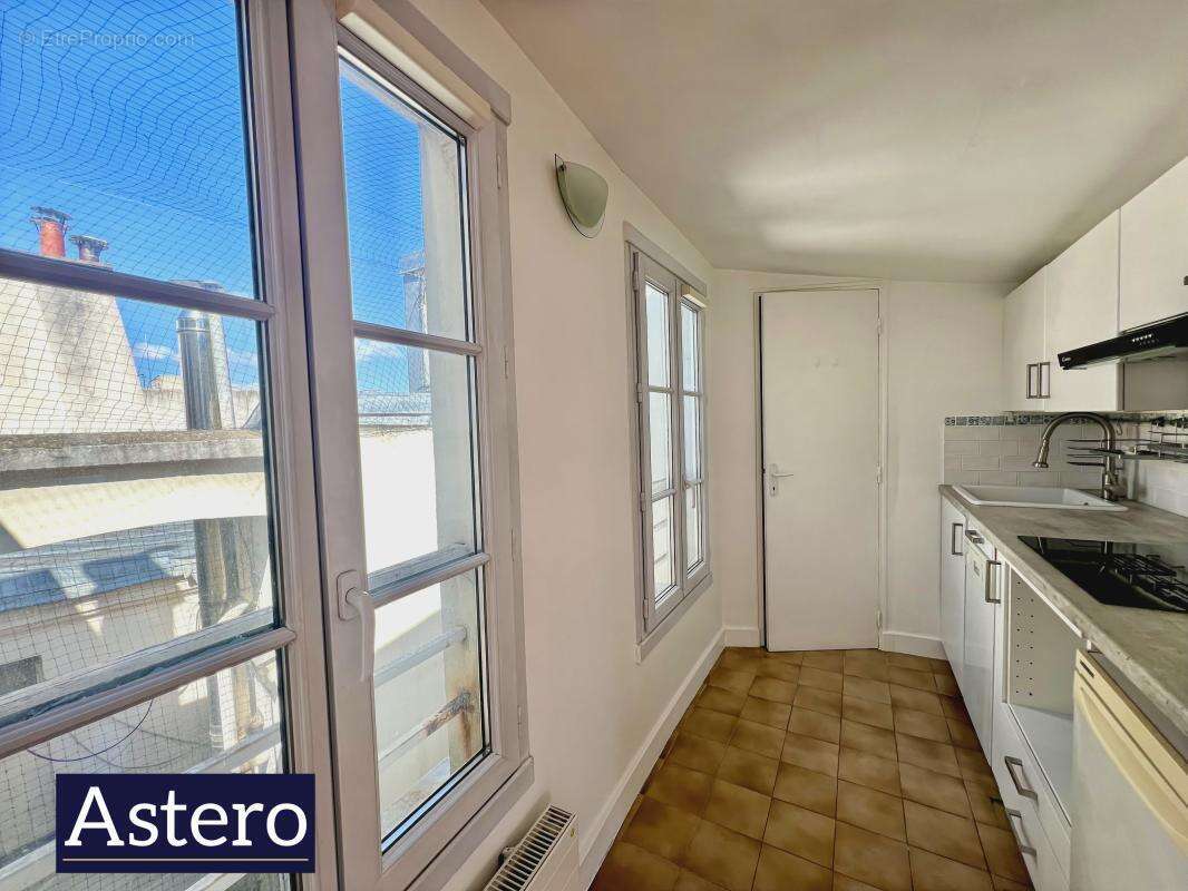 Appartement à PARIS-7E