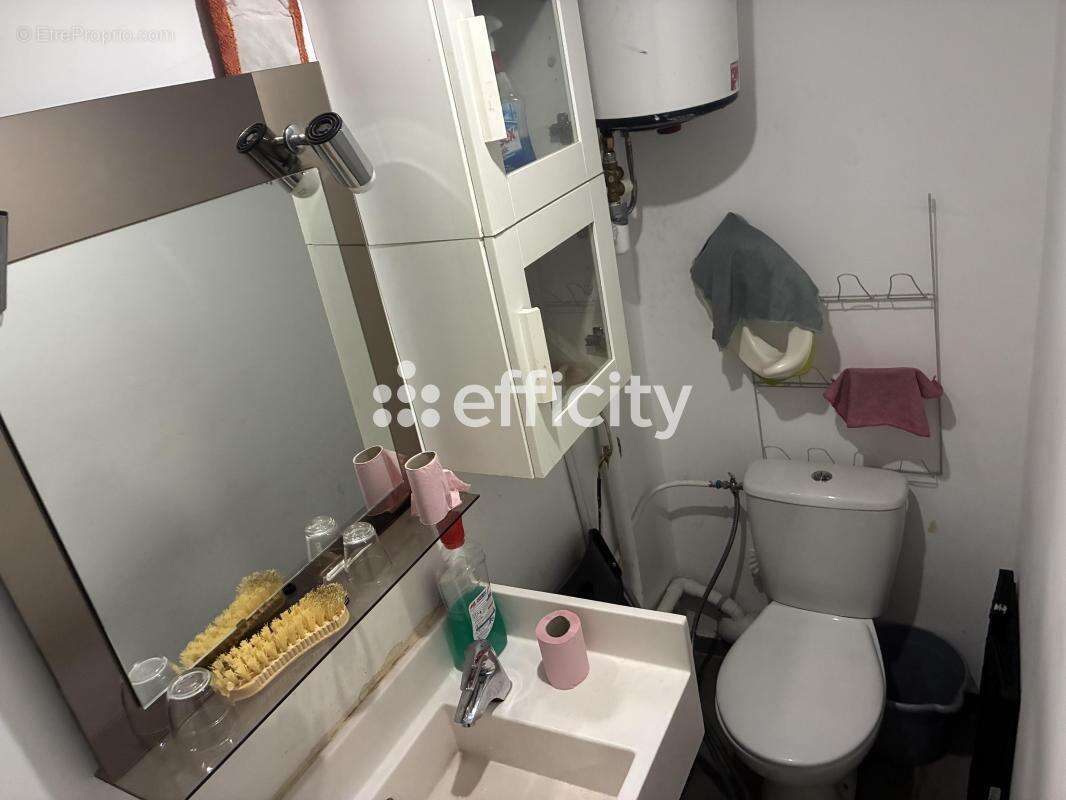 Commerce à MARSEILLE-1E