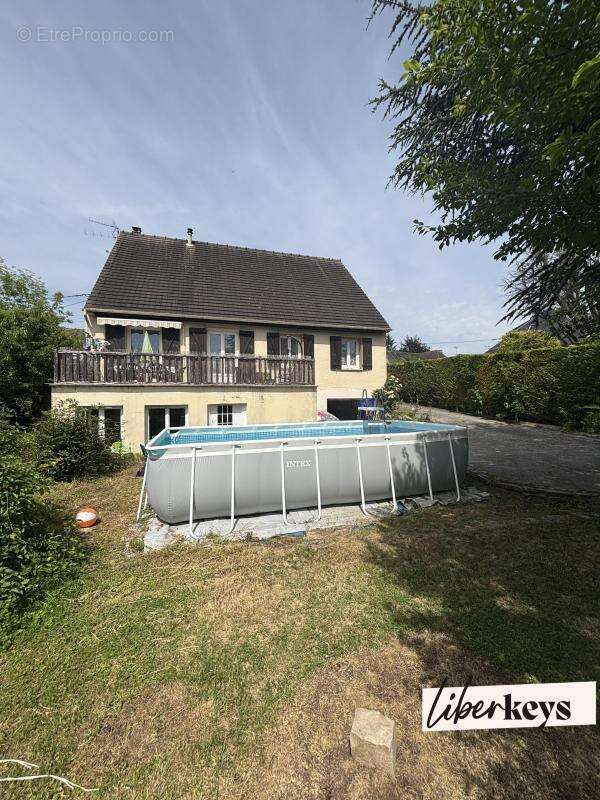 Maison à PUISEUX-LE-HAUBERGER