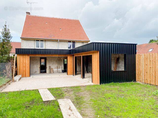 Maison à LAMARCHE-SUR-SAONE