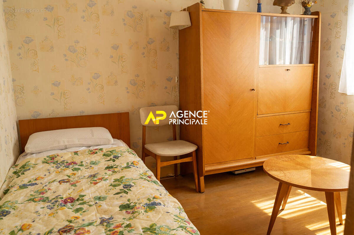 Sartrouville - La Plaine - Maison 5 pièces 85 m2 - photo 8