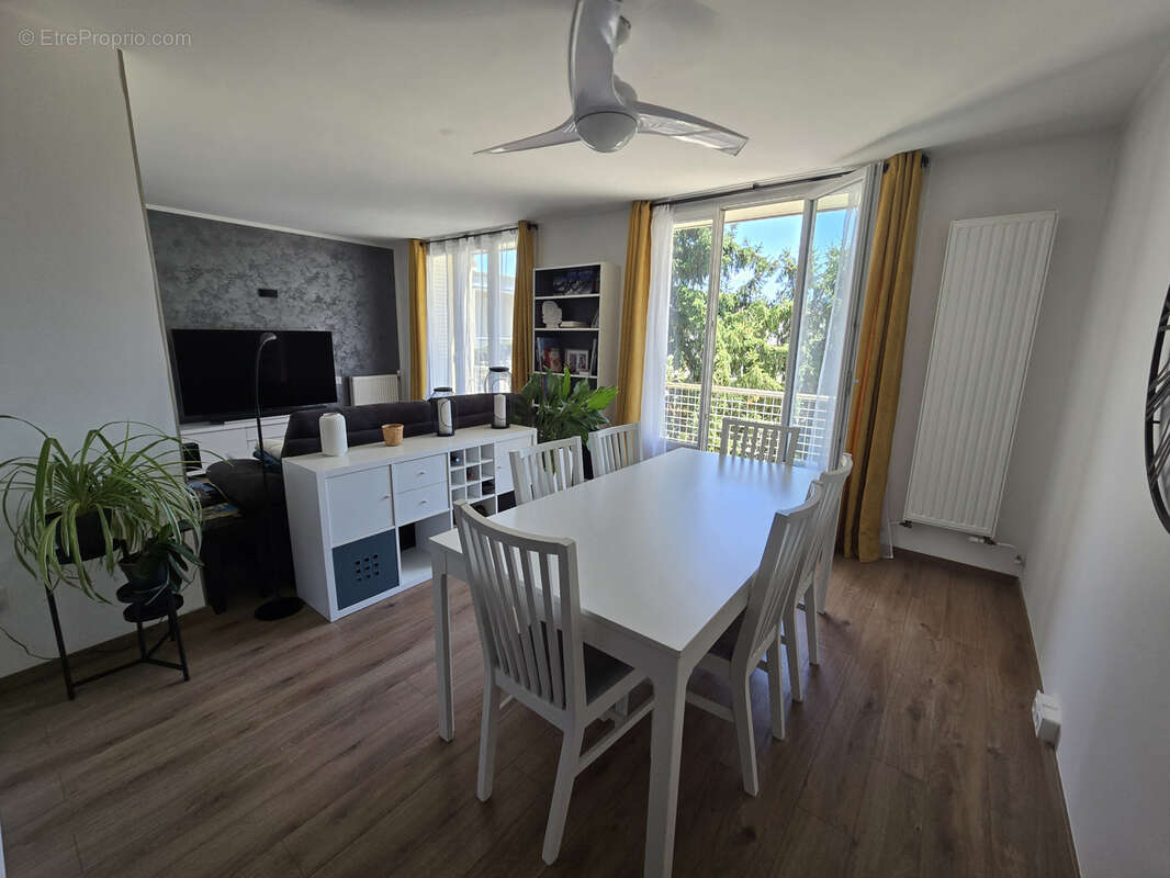 Appartement à SASSENAGE