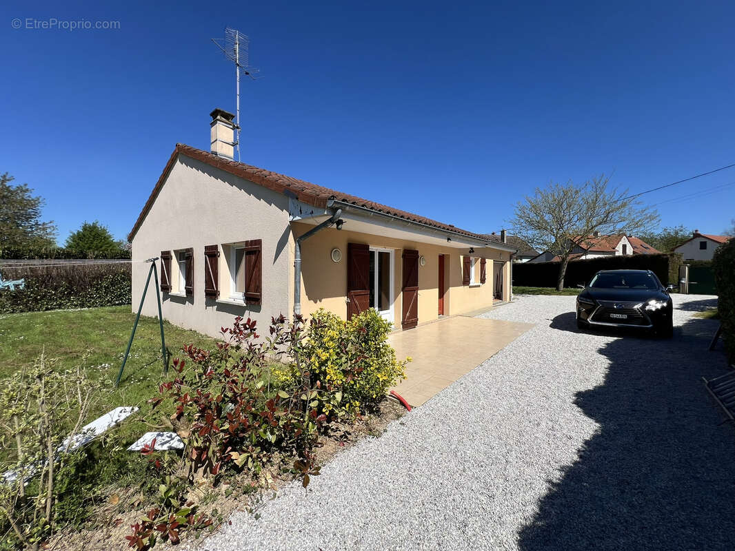 Maison à PARAY-LE-MONIAL