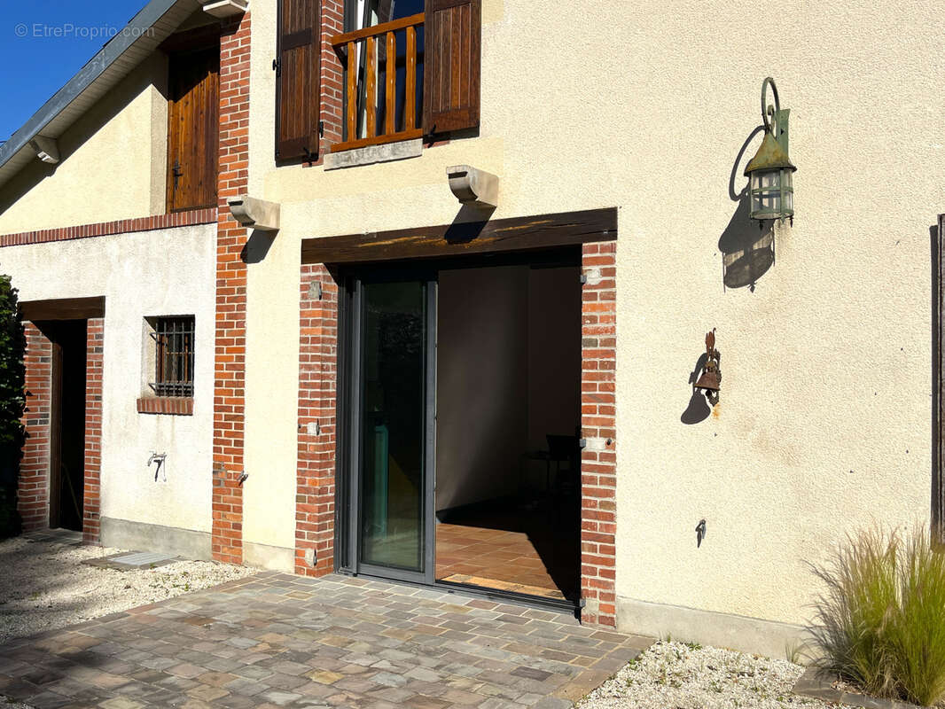 Maison à LES CHOUX