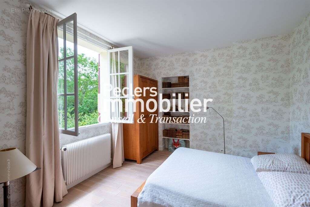 Maison de caractère familiale dans le triangle d'or - photo 13