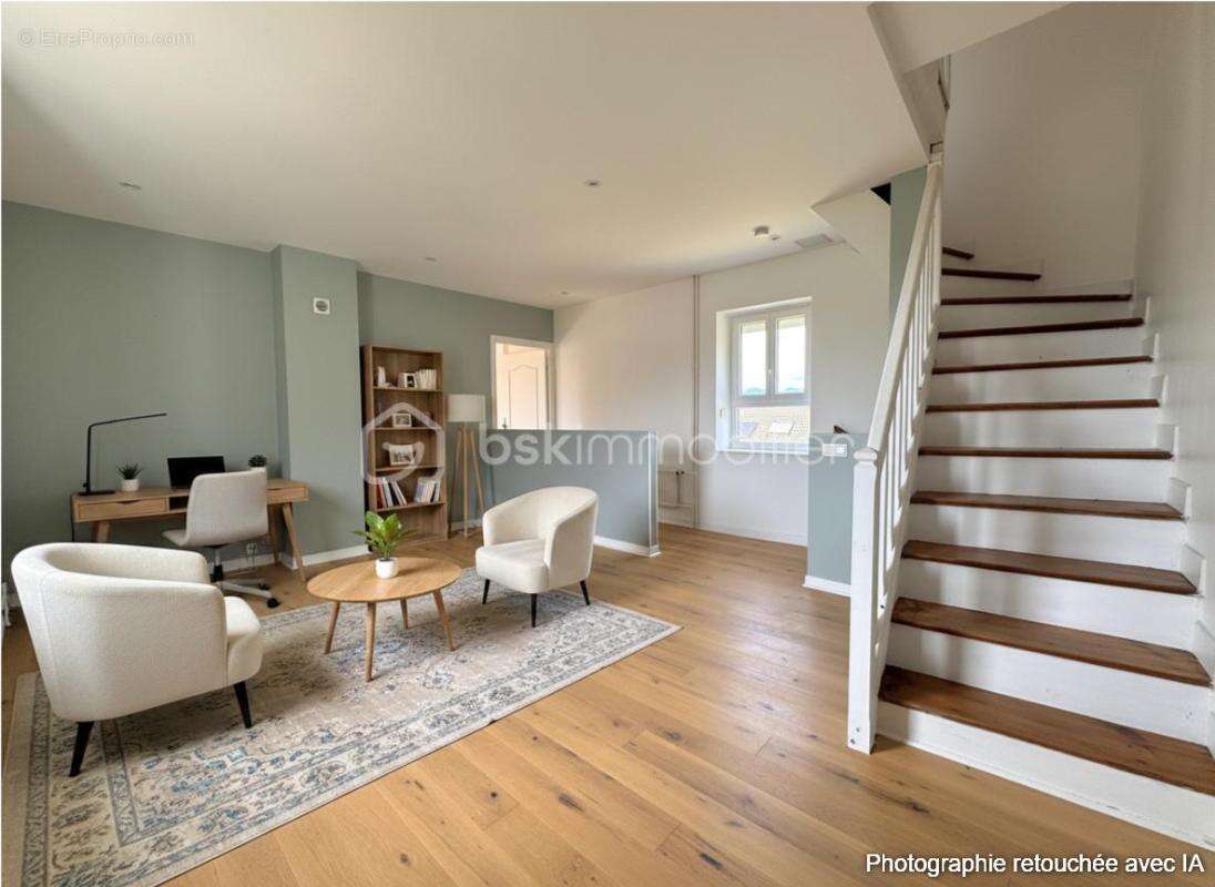 Maison familiale rénovée de 175 m² – 5 chambres – Terrain 904 m² - photo 9