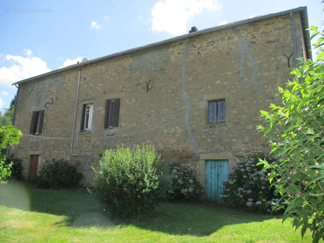Maison à ARLEUF