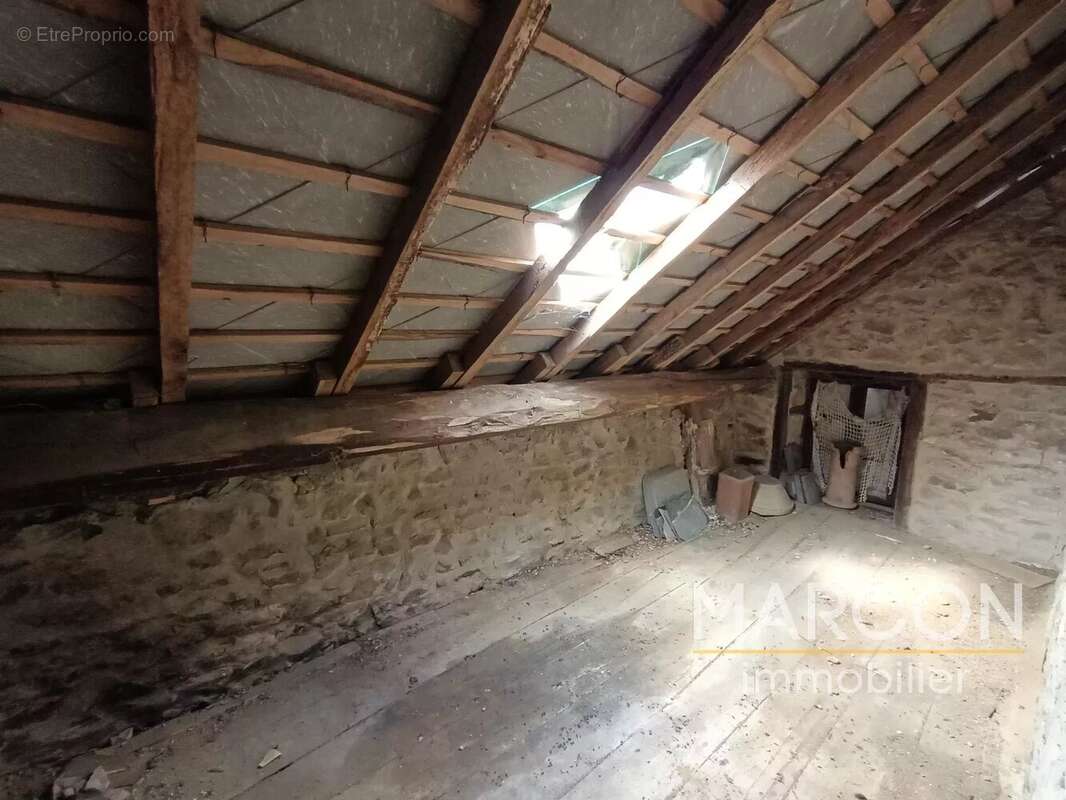 Maison à SAINT-GEORGES-LA-POUGE