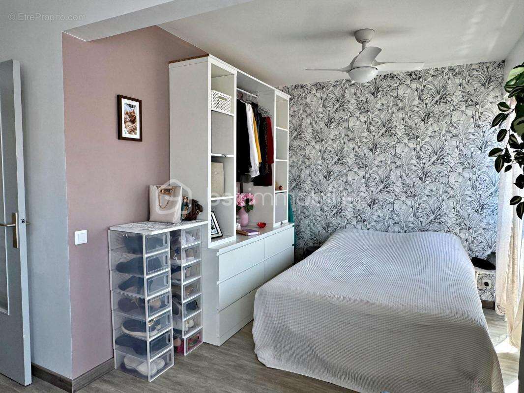 Dpt var - hyeres les palmiers centre - t1 bis de 28 m² - 4 eme etage avec ascenseur - photo 11